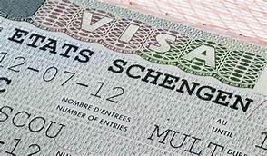 Visa Schengen – L’Europe ferme la porte à l’Afrique et l’ouvre pour l’Amérique , continent le plus infecté par le covid19