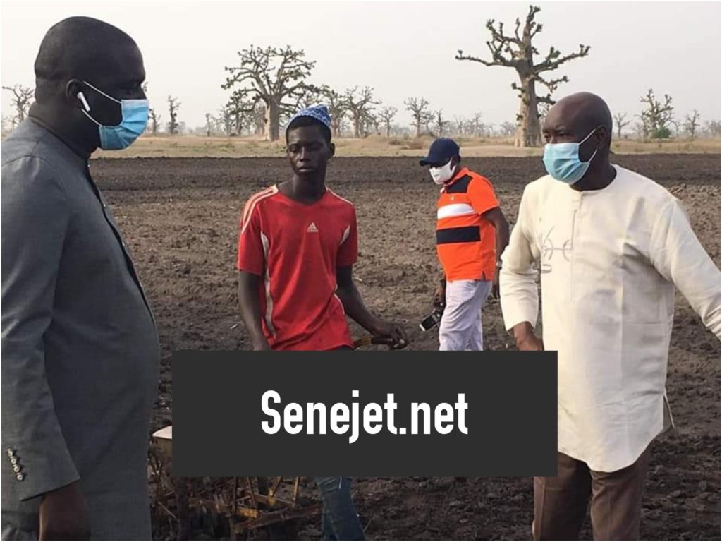 1594757769914 1024x768 - NDINGLER : Visite d’Aly Ngouille Ndiaye en compagnie d'Abdou Karim Fofana