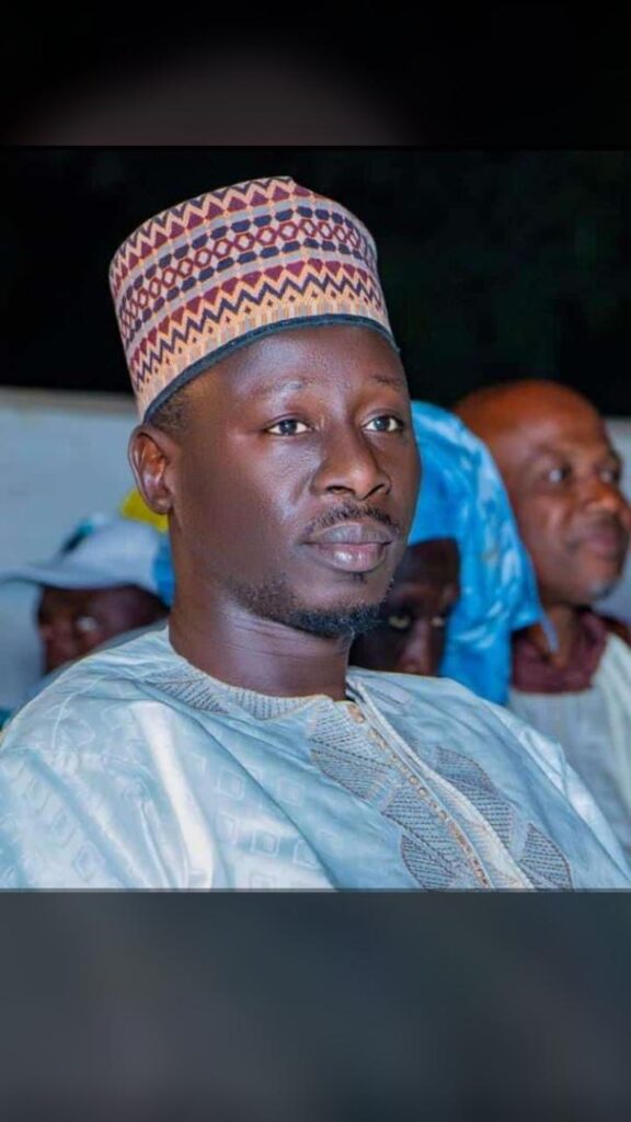 Khombole : Mamadou Lamine Gueye candidat Benno Book Yakar remporte les élections avec 3430 voix WhatsApp Image 2022 01 24 at 00.22.23 576x1024 - Khombole : Mamadou Lamine Gueye candidat Benno Book Yakar remporte les élections avec 3430 voix