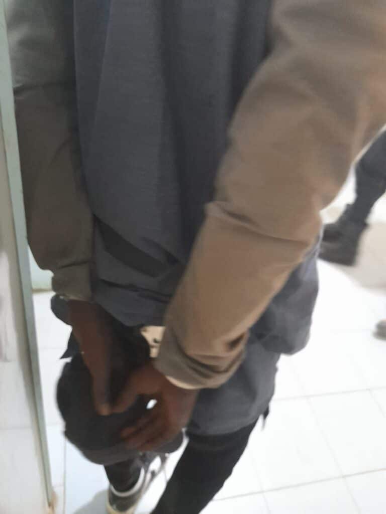 WhatsApp Image 2022 05 16 at 16.50.15 768x1024 - Sénégal- Commissariat de M'backé Baol: Abdou M'bow interpelé à Touba - IL prenait en photos ses victimes qu'il menaçait de diffuser leur rencontre amoureuse sur les réseaux sociaux.