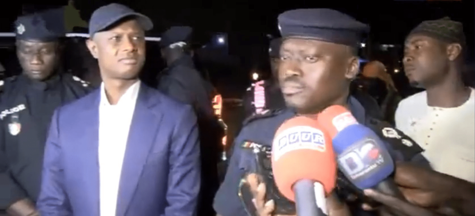 image 7 1536x700 - Sénégal - Sécurisation à M'backé Baol : Antoine Diom sur le terrain dans les rues " Le commissaire Salifou Camara lui réclame un poste de police dans les santhianes".