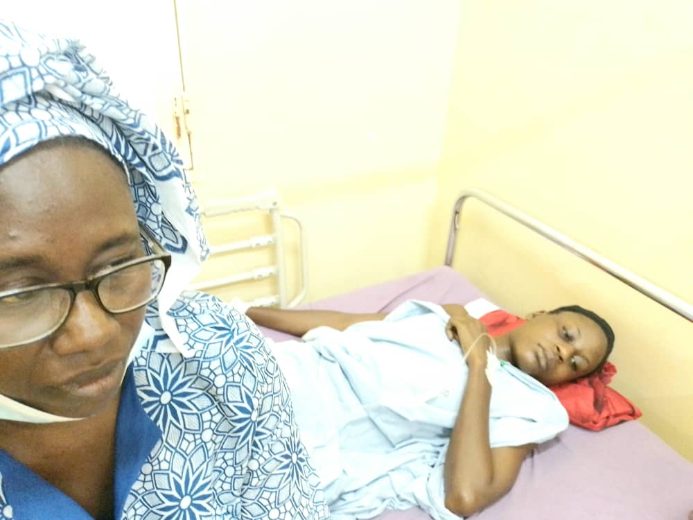 image 24 - Sénégal- Touba : (Photos) Les premières images de l'étudiante Binetou KANDJI poignardée avec un couteau.