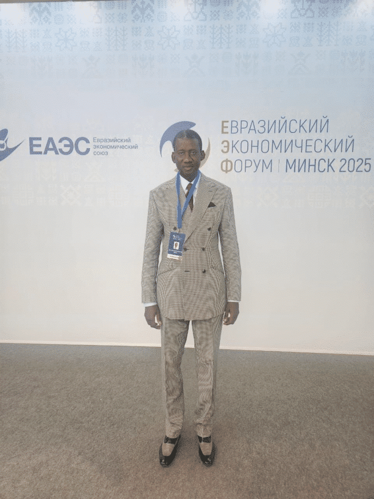 image 34 768x1024 - 🌍 Climat : Le Sénégalais Serigne Abdou Mbacké Ndao primé à la compétition "Green Eurasia" à Minsk