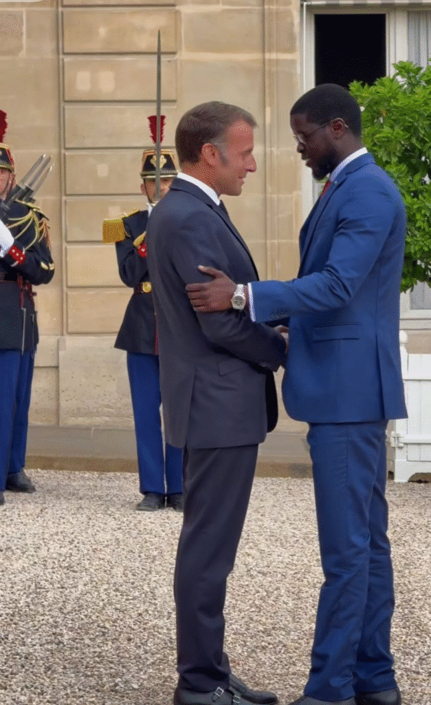 Paris secoué : Diomaye et Macron redessinent la relation France–Sénégal image 9 627x1024 - Paris secoué : Diomaye et Macron redessinent la relation France–Sénégal